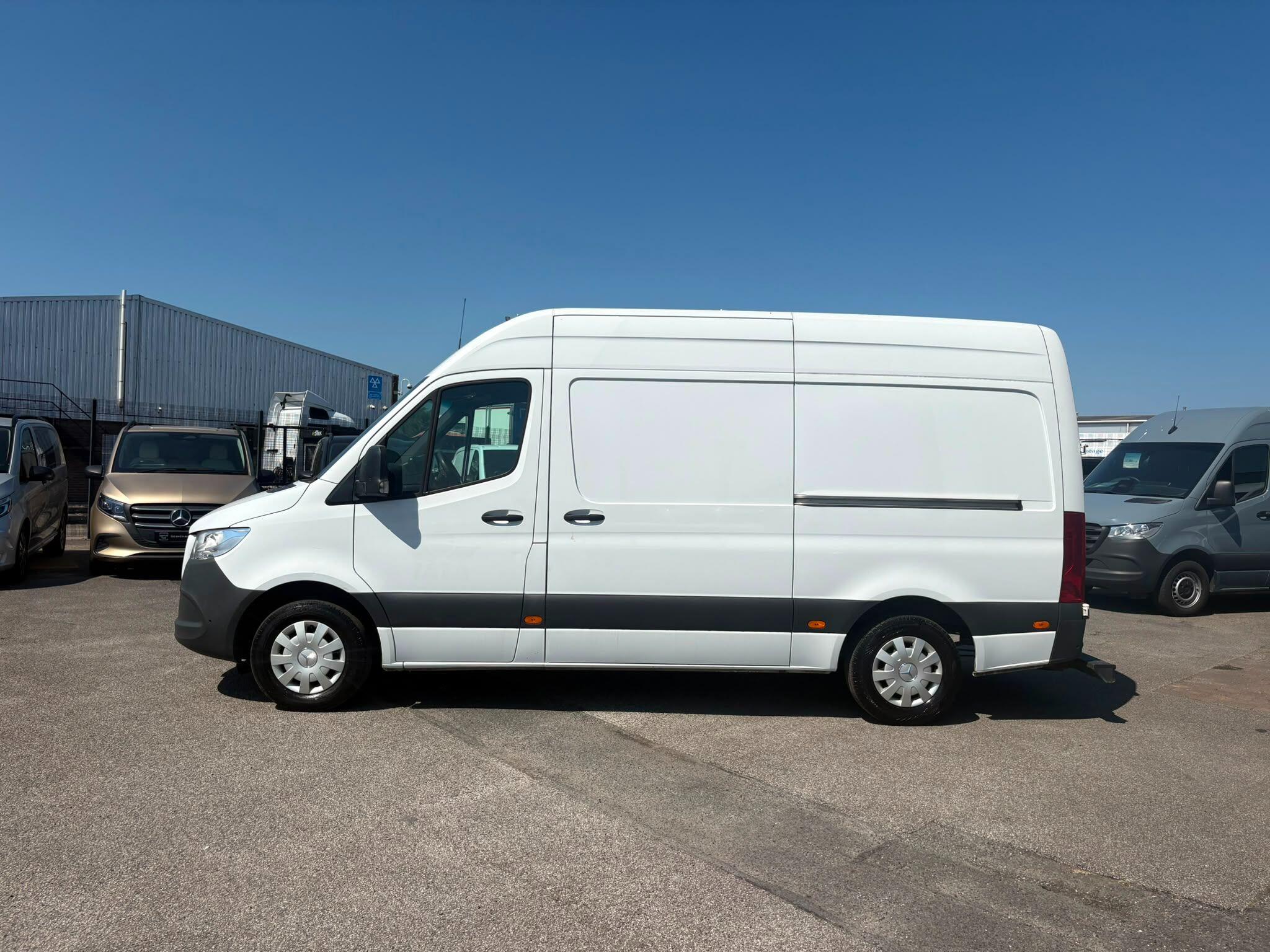 Mercedes-Benz Sprinter